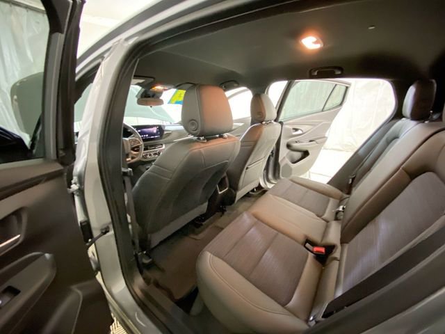 Used 2024 Buick Envista Preferred w/ Convenience I Package image 29