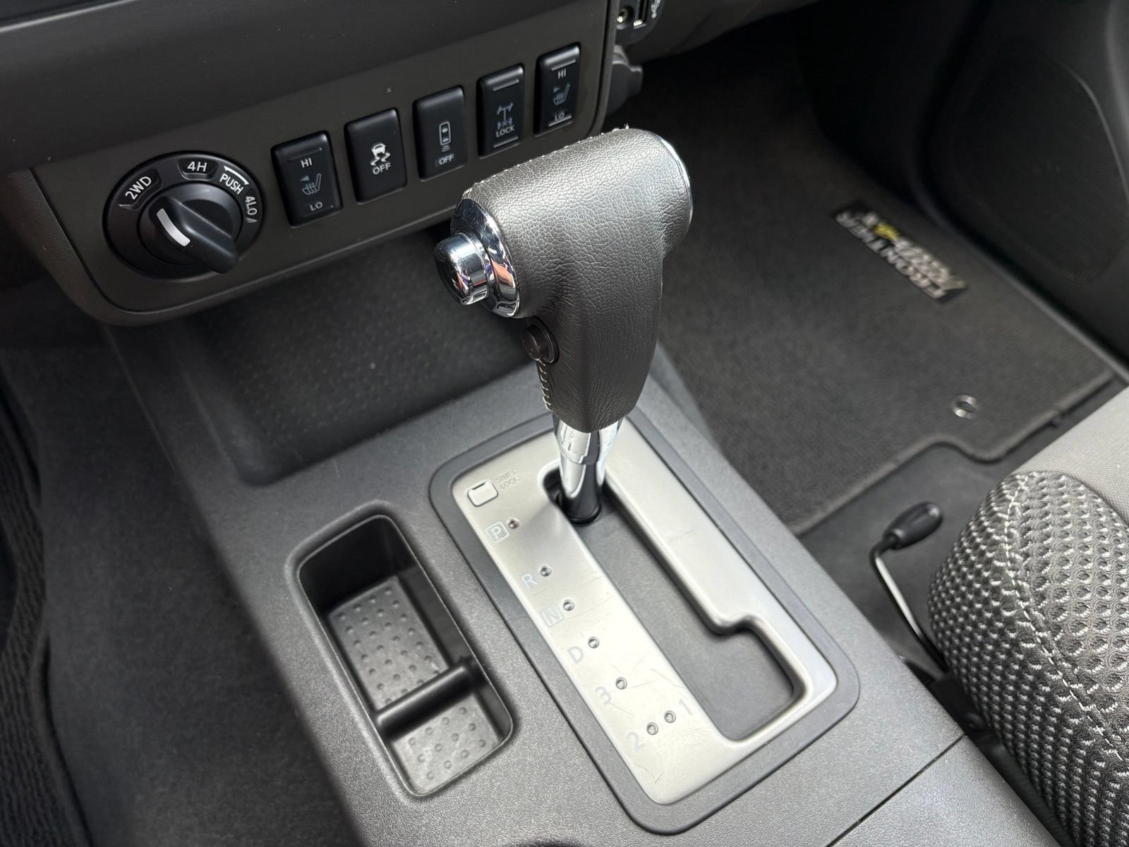 Used 2019 Nissan Frontier PRO-4X AWD/4WD image 18
