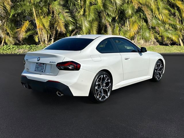 Used 2025 BMW 230i xDrive Coupe w/ Convenience Package AWD/4WD image 5
