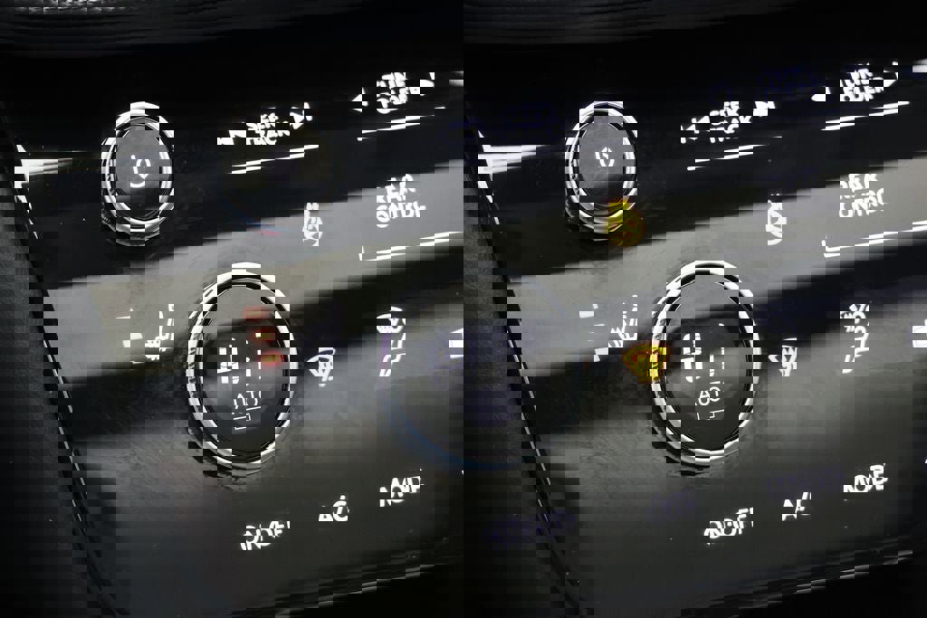 Used 2023 INFINITI QX60 Pure image 25