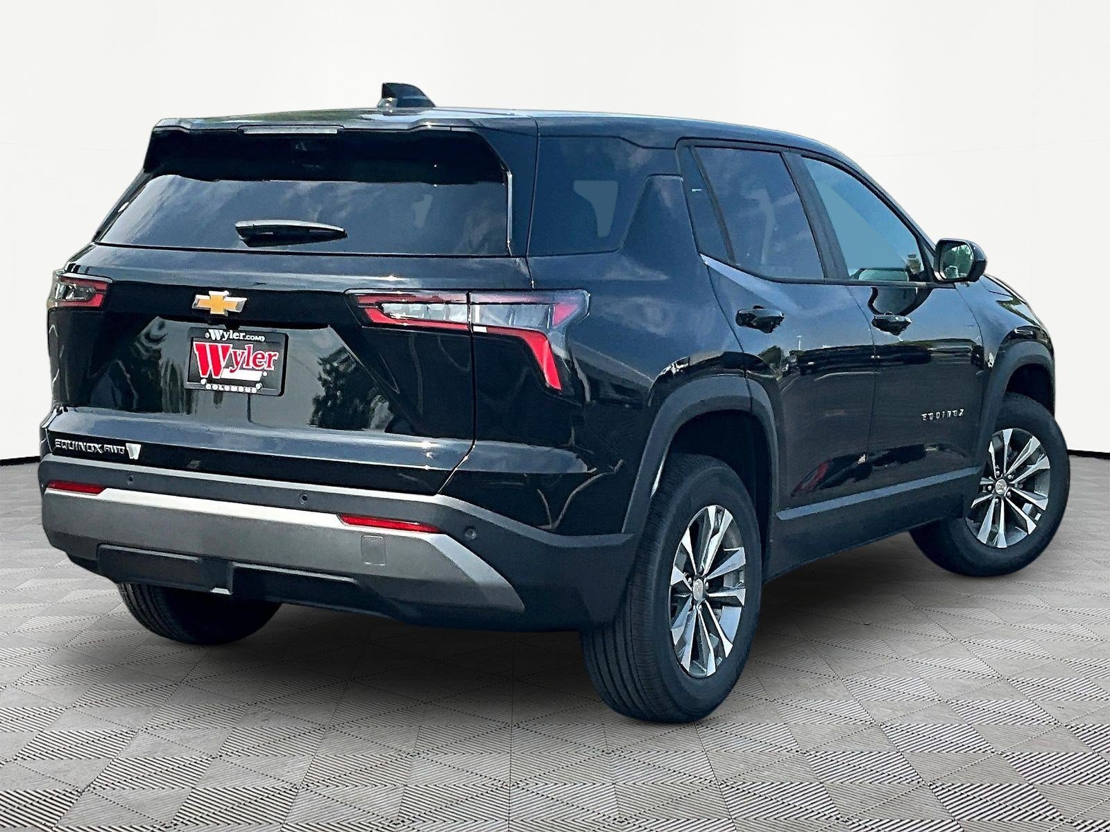 New 2027 Chevrolet Equinox LT w/ Safety and Technology Package AWD/4WD image 7