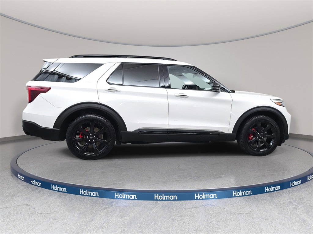 Used 2020 Ford Explorer ST w/ ST Street Pack image 5