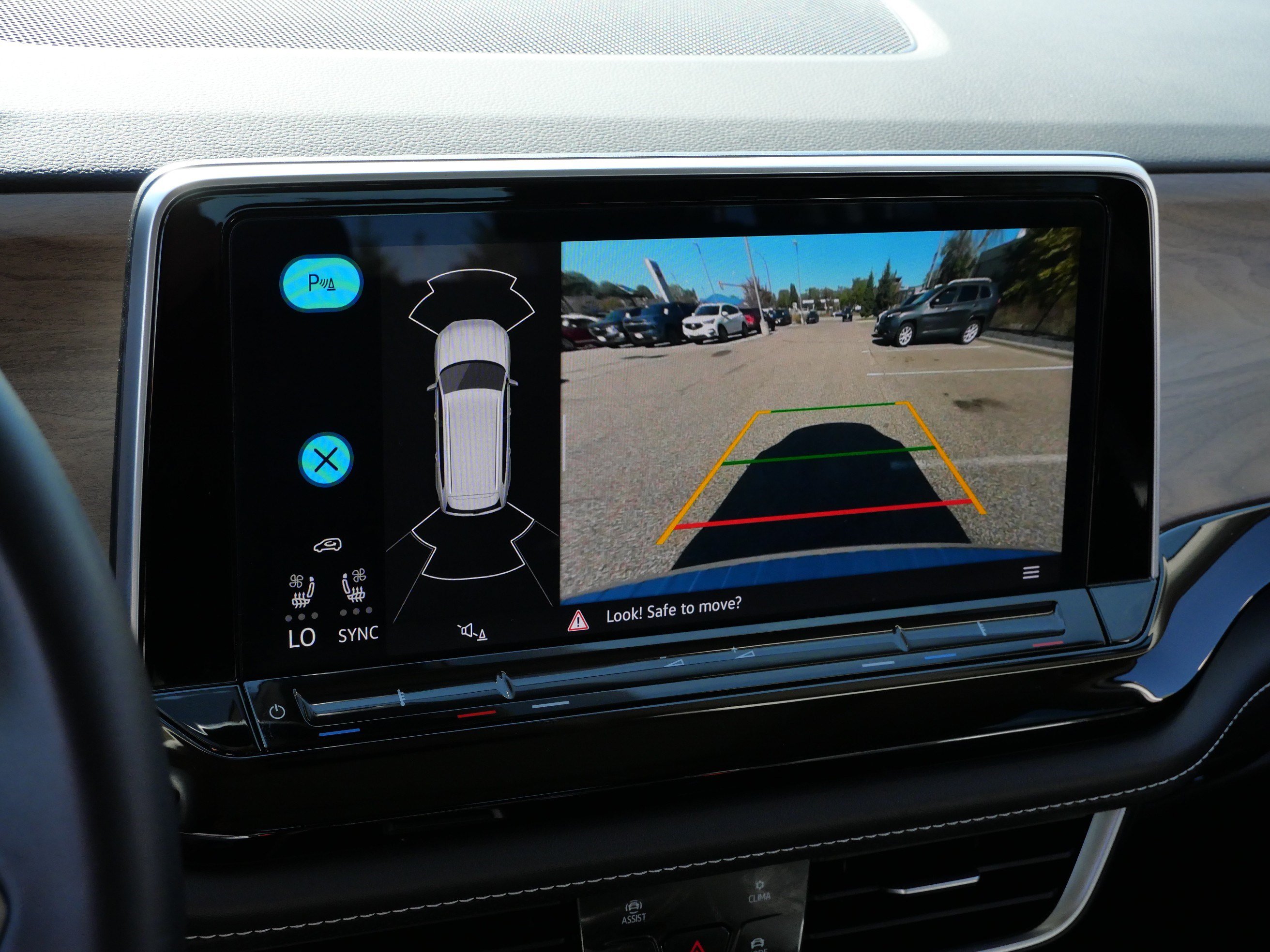 Certified 2024 Volkswagen Atlas SE AWD/4WD image 30