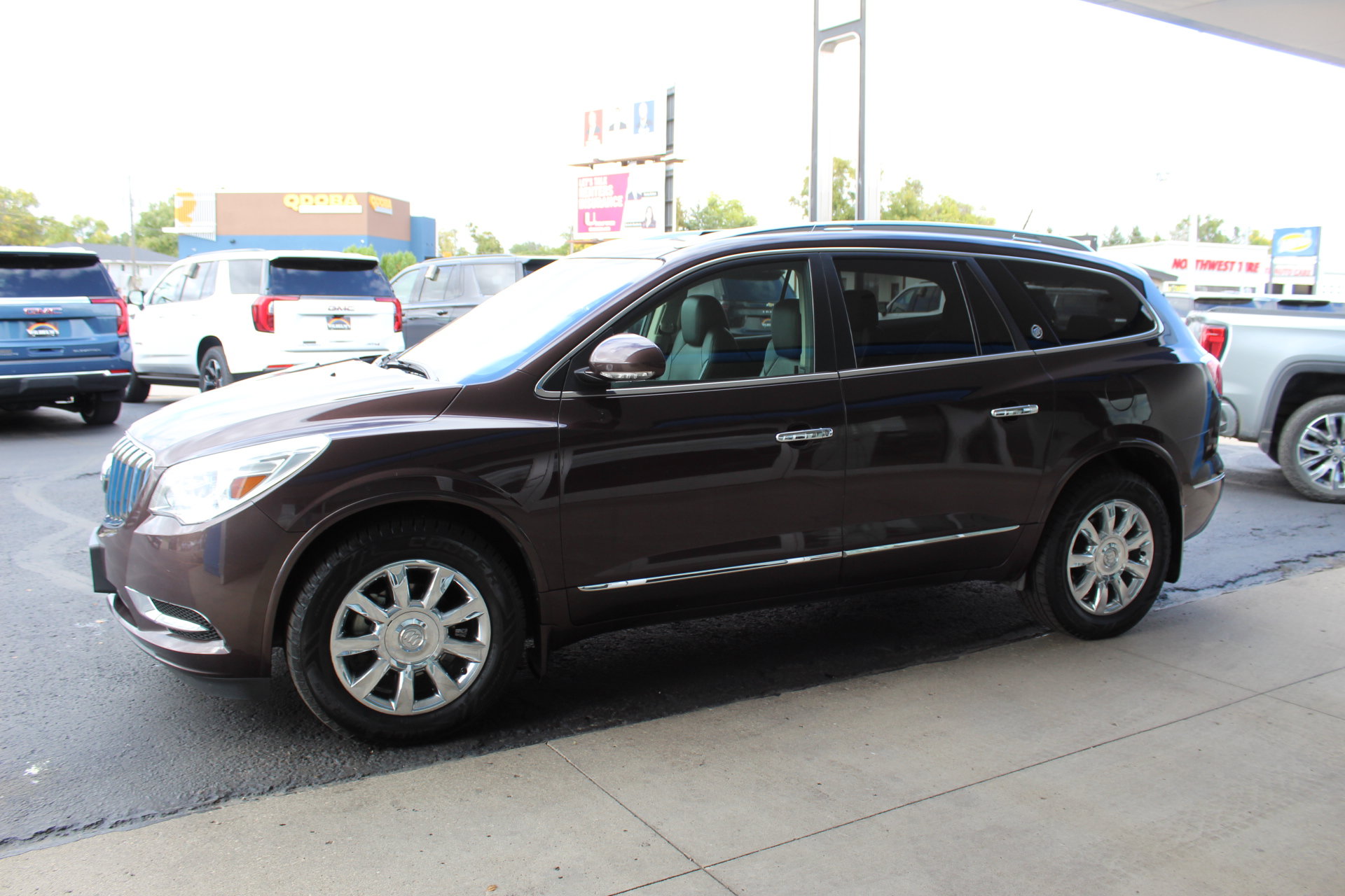 Used 2015 Buick Enclave Premium w/ Trailering Package AWD/4WD image 9
