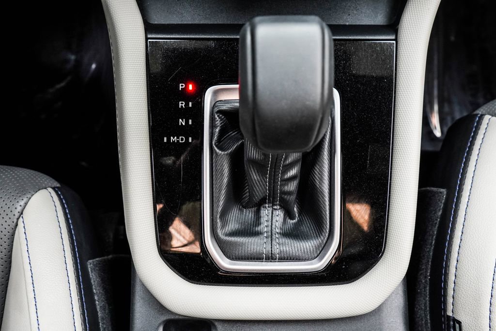 Used 2025 Subaru Forester Limited image 26