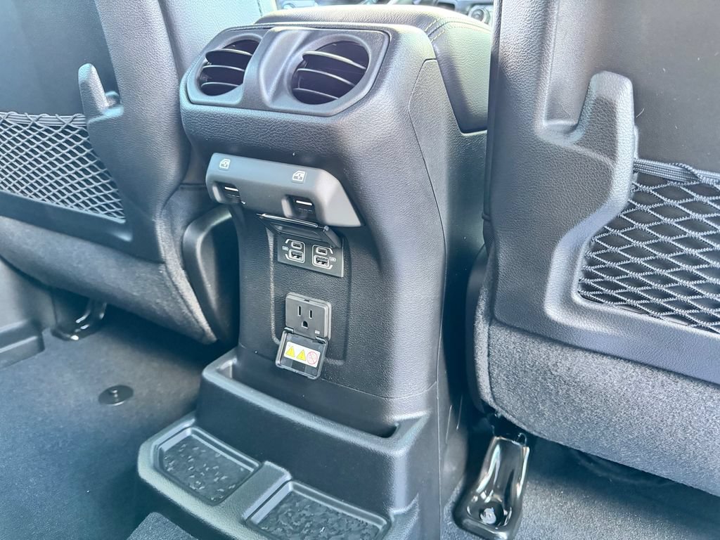 New 2026 Jeep Wrangler Unlimited Sahara AWD/4WD image 13