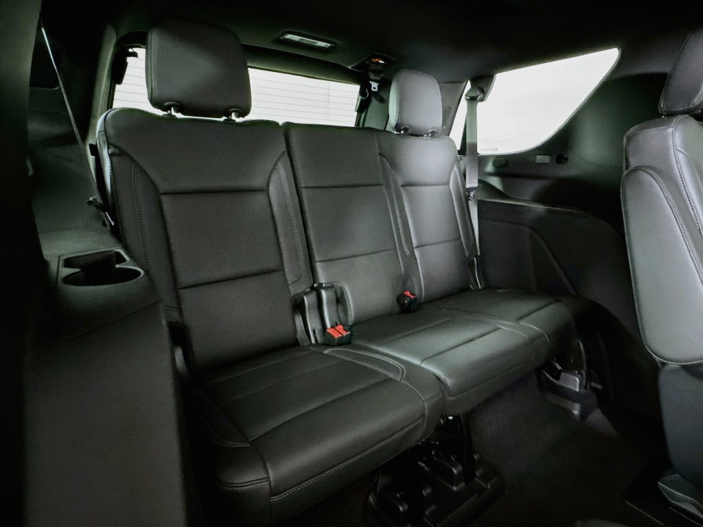 Used 2022 Chevrolet Tahoe LT w/ Luxury Package AWD/4WD image 28