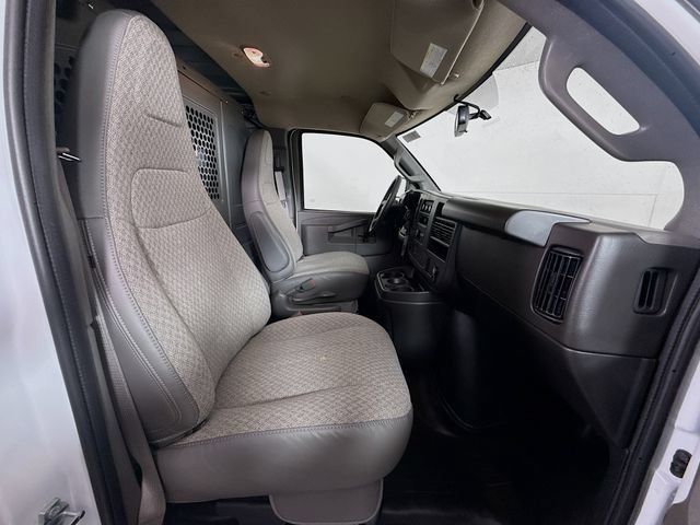 New 2025 Chevrolet Express 2500 w/ Driver Convenience Package RWD image 27