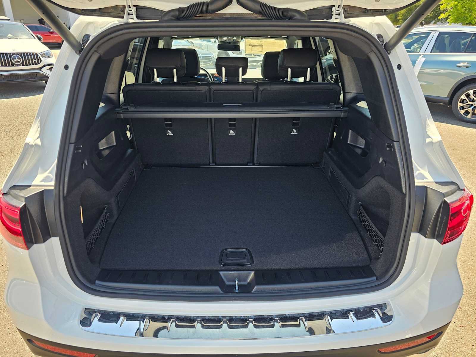 New 2026 Mercedes-Benz GLB 250 image 14