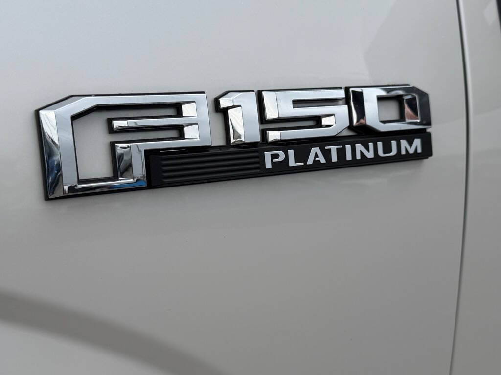 Used 2017 Ford F150 Platinum w/ Equipment Group 701A Luxury AWD/4WD image 10