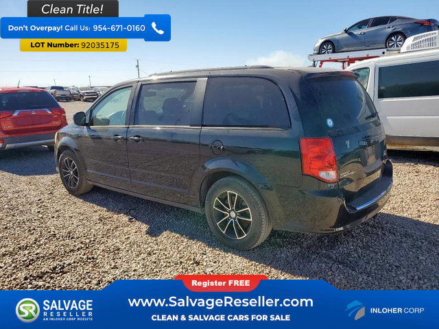 Used 2017 Dodge Grand Caravan GT image 3