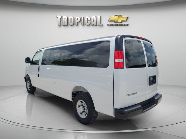 New 2026 Chevrolet Express 3500 LS RWD image 3