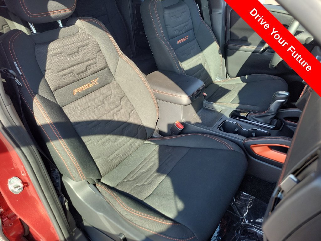 Used 2025 Nissan Frontier Pro-X RWD image 21