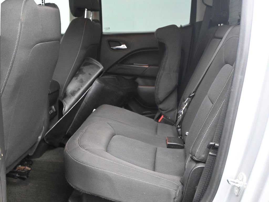 Used 2017 Chevrolet Colorado LT w/ LT Convenience Package RWD image 15