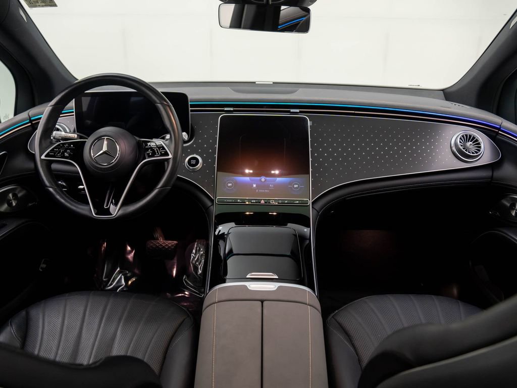 Used 2023 Mercedes-Benz EQS 450+ 4MATIC SUV image 10