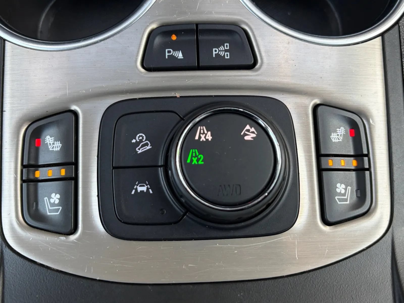 Used 2018 GMC Terrain Denali w/ Advanced Safety Package AWD/4WD image 25