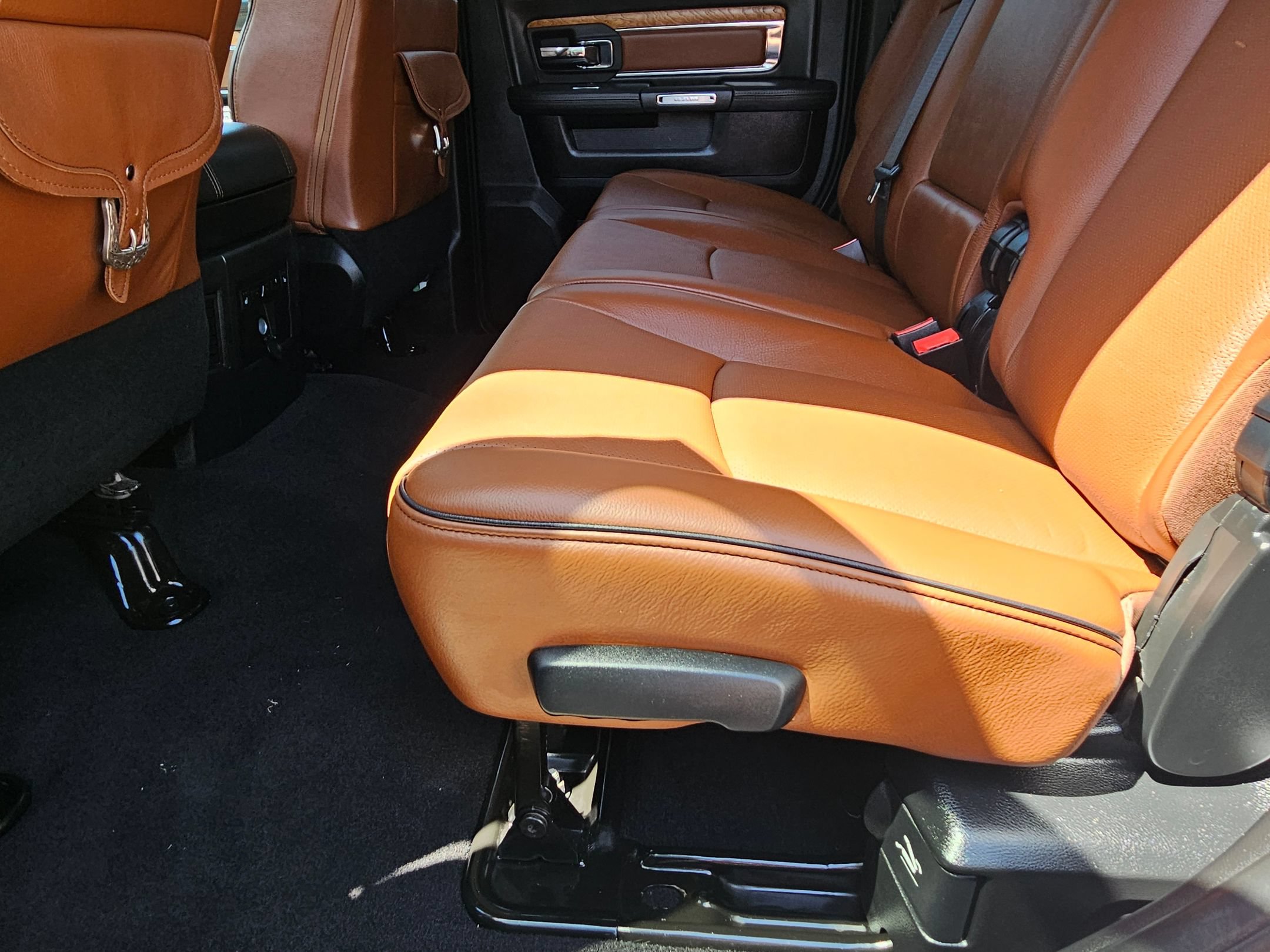 Used 2017 RAM 3500 Laramie Longhorn AWD/4WD image 24