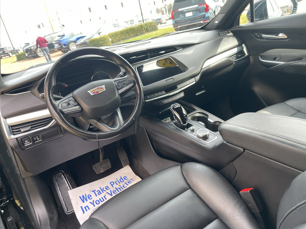 Used 2023 Cadillac XT4 Premium Luxury w/ Cold Weather Package image 29