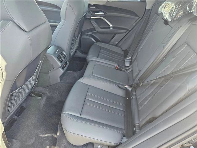 New 2025 Audi Q5 Premium Plus image 15