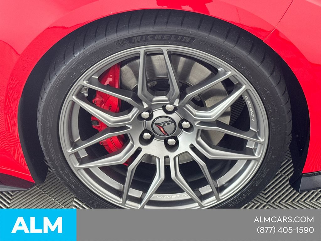 Used 2024 Chevrolet Corvette Z06 w/ Stealth Interior Trim Package RWD image 15