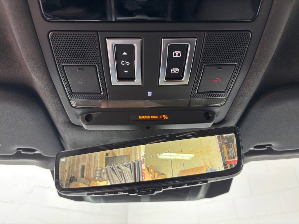 New 2025 Land Rover Defender 130 V8 AWD/4WD image 12