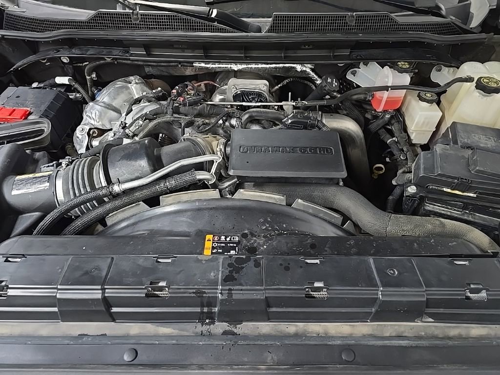 Used 2024 Chevrolet Silverado 3500 LT image 12