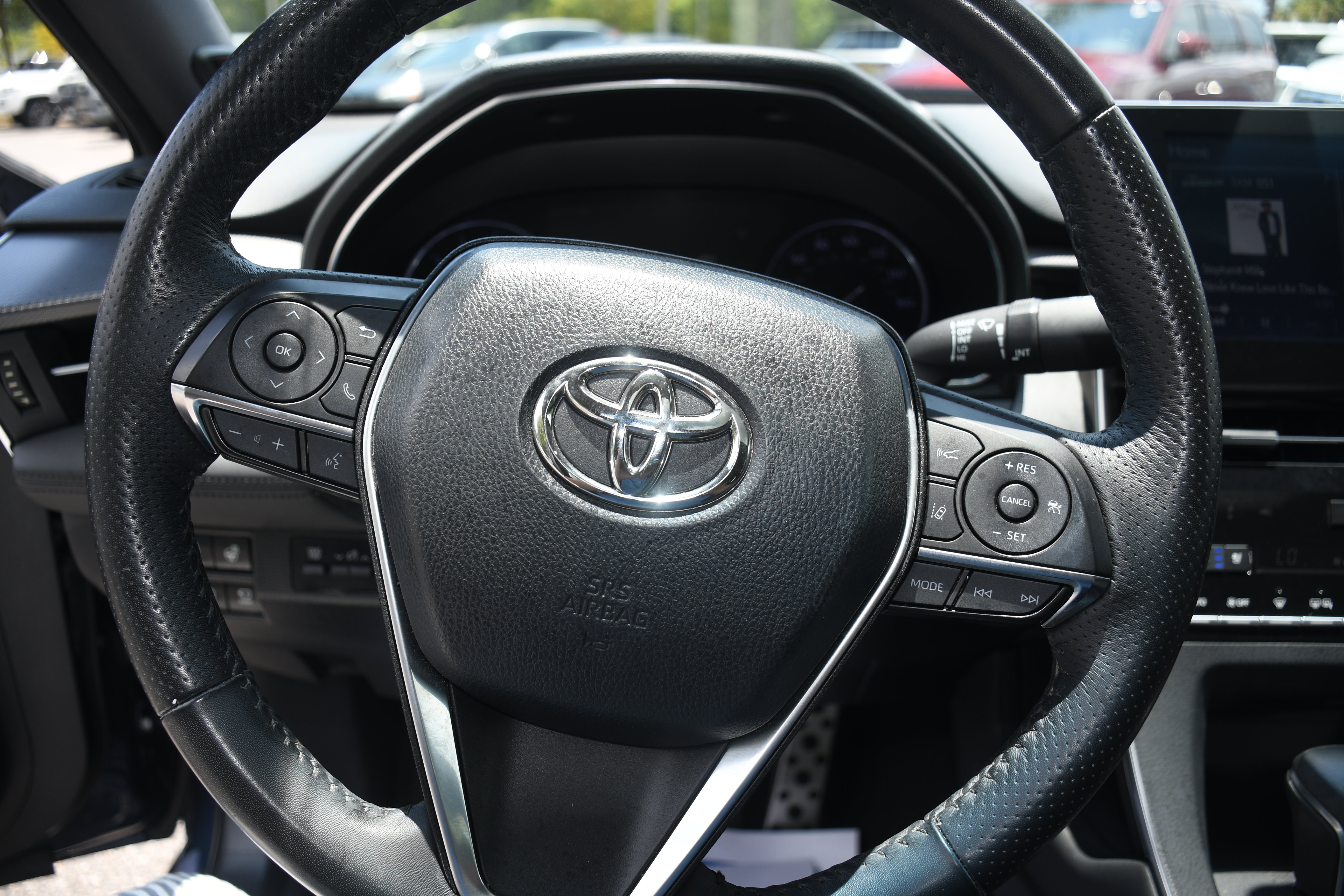 Used 2019 Toyota Avalon Touring w/ Advanced Safety Package FWD image 14