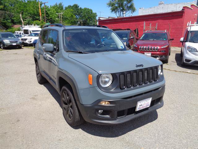 Used 2017 Jeep Renegade Altitude AWD/4WD image 2
