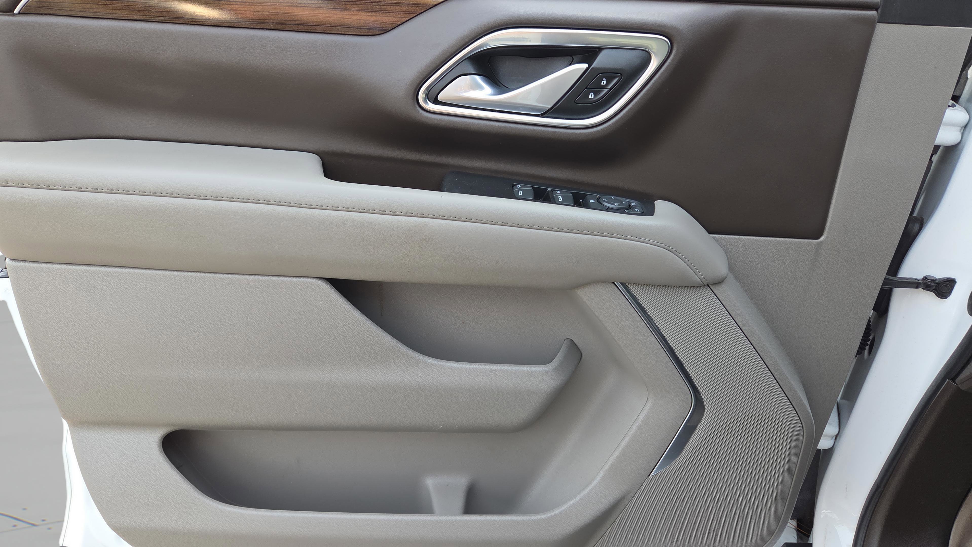 Used 2022 GMC Yukon SLE image 21