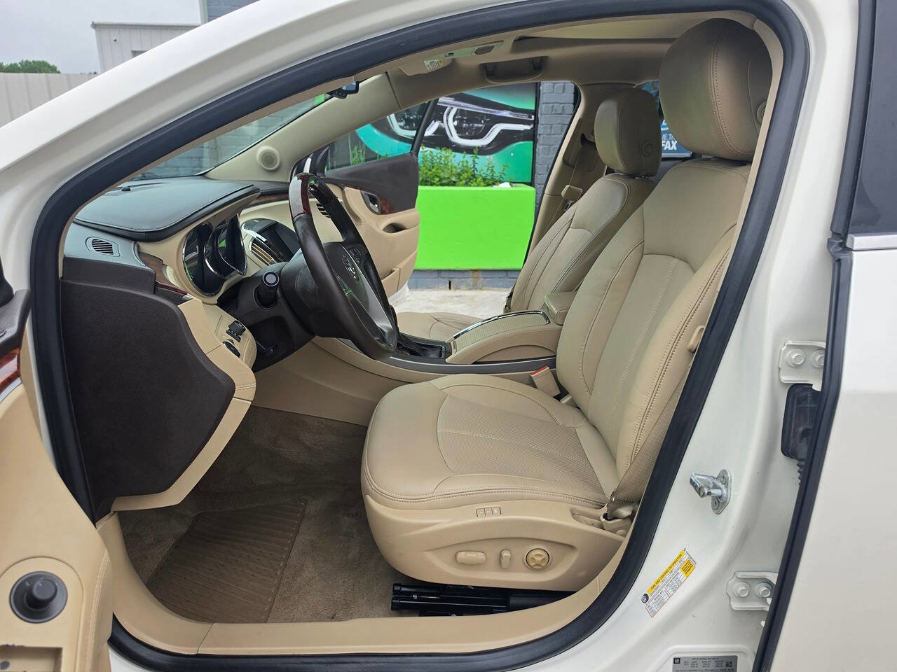 Used 2013 Buick LaCrosse Touring FWD image 14
