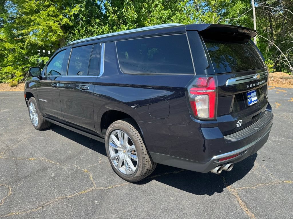 Used 2021 Chevrolet Suburban High Country w/ Premium Package AWD/4WD image 3