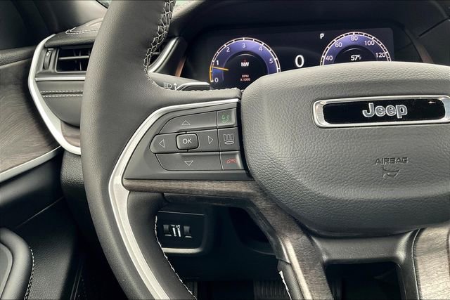 New 2025 Jeep Grand Cherokee Limited image 14