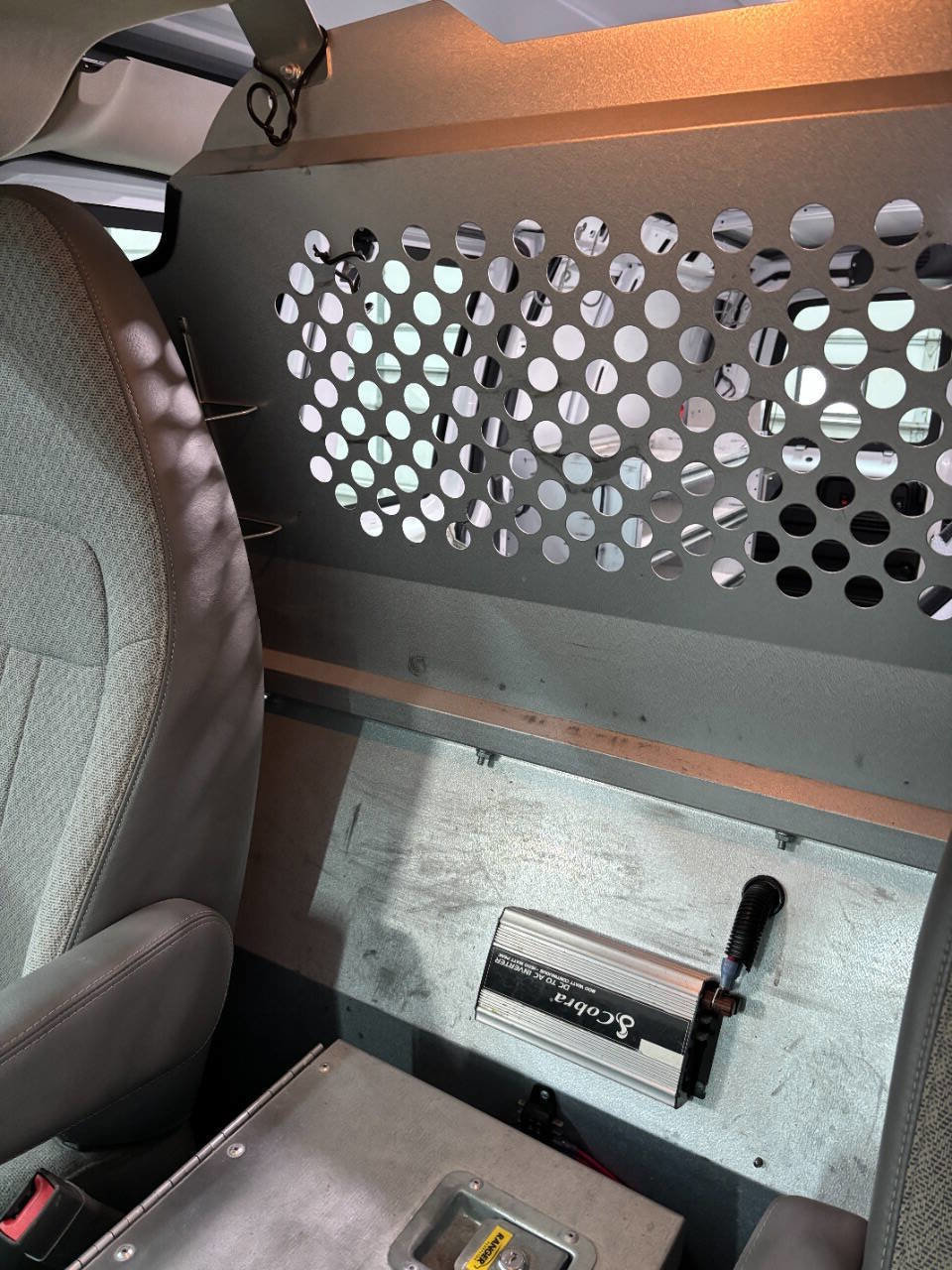 Used 2015 Chevrolet Express 2500 image 28