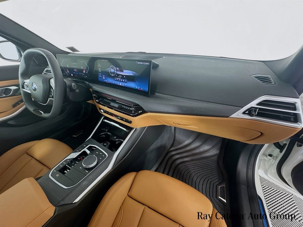 Used 2025 BMW 330i xDrive Sedan w/ Convenience Package image 30