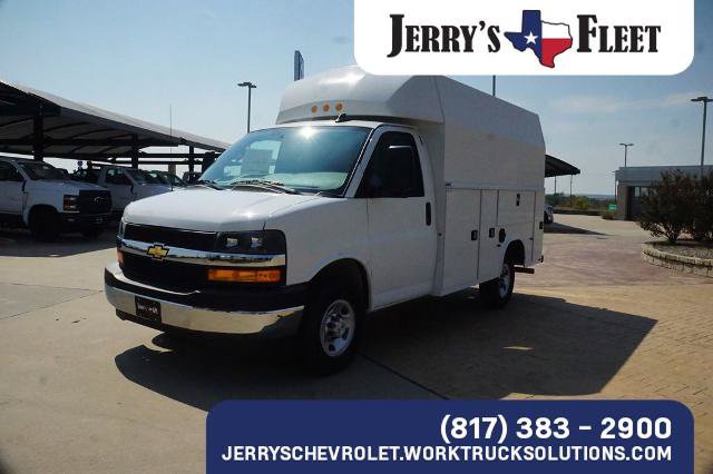 New 2025 Chevrolet Express 3500 w/ Power Convenience Package RWD image 2