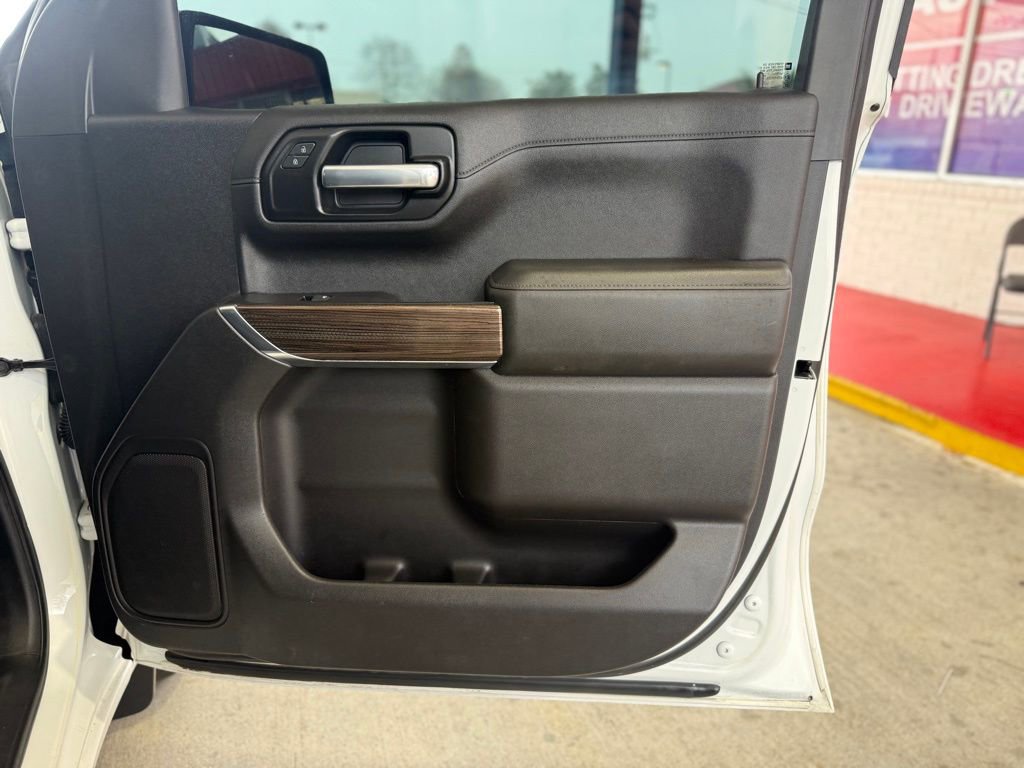 Used 2020 Chevrolet Silverado 1500 LT image 21