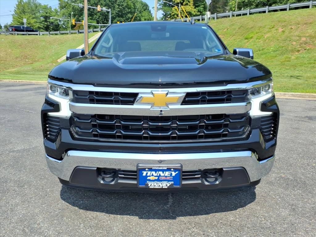 Used 2023 Chevrolet Silverado 1500 LT AWD/4WD image 8
