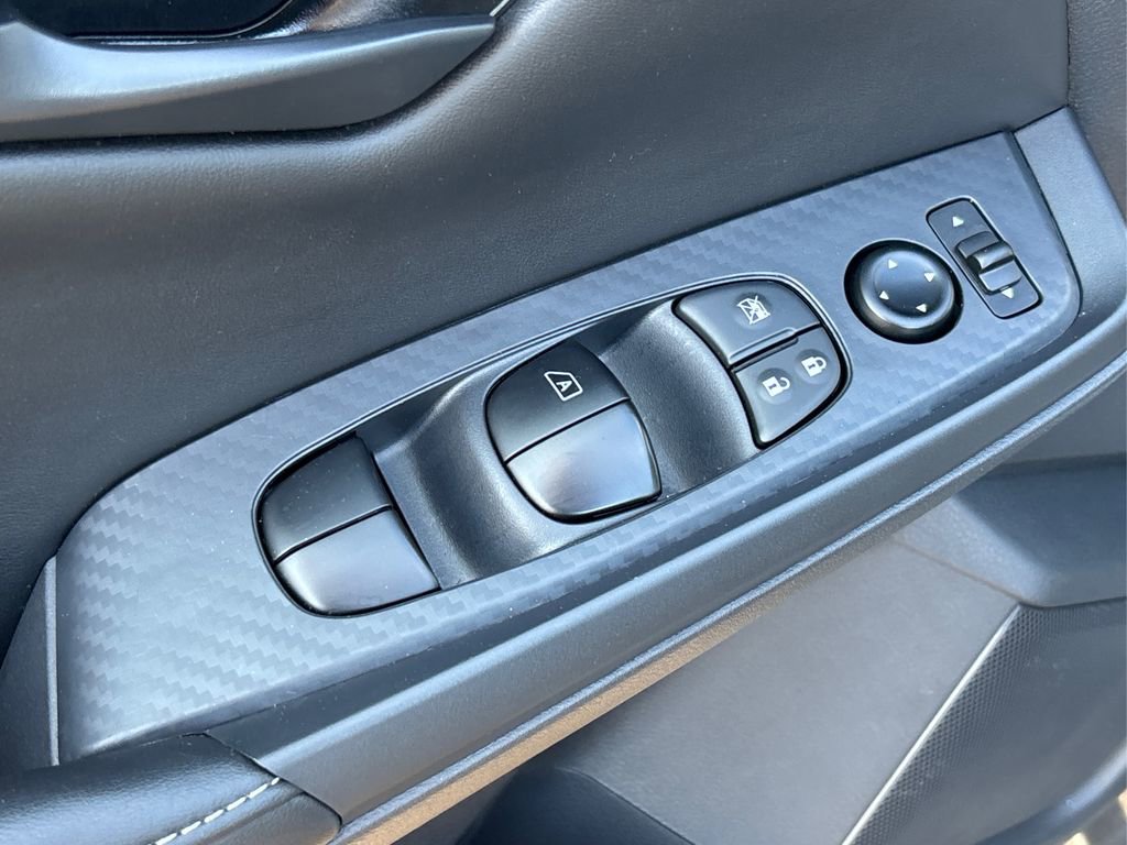 Used 2025 Nissan Sentra S image 29