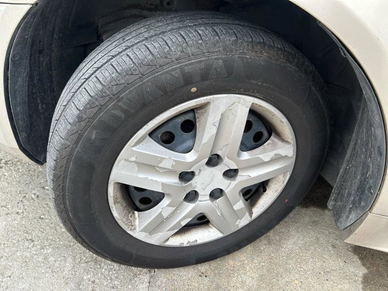 Used 2010 Chevrolet Impala LS image 11