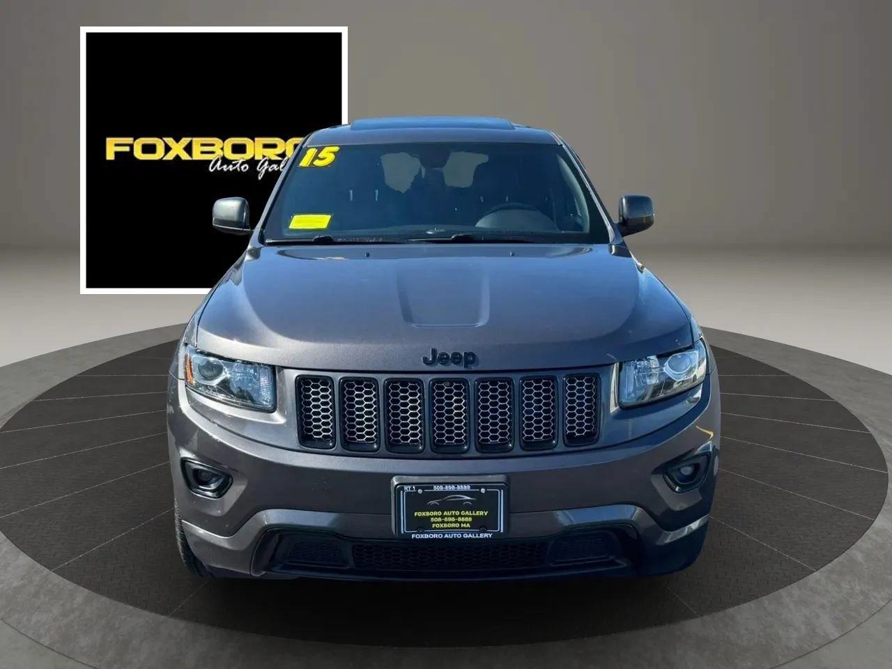 Used 2015 Jeep Grand Cherokee Altitude AWD/4WD image 2