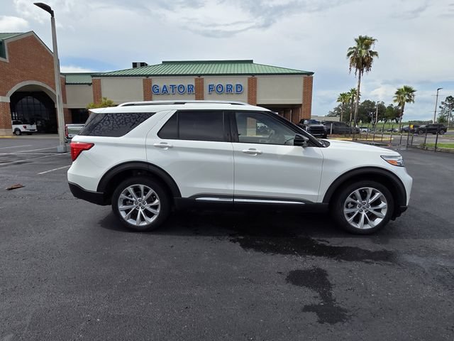 Used 2022 Ford Explorer Platinum w/ Equipment Group 601A AWD/4WD image 4