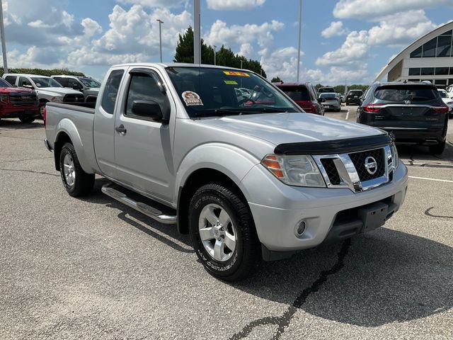 Used 2012 Nissan Frontier SV AWD/4WD image 3
