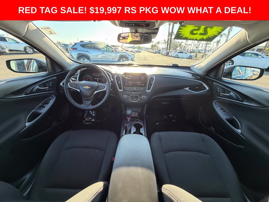 Used 2025 Chevrolet Malibu RS FWD image 14