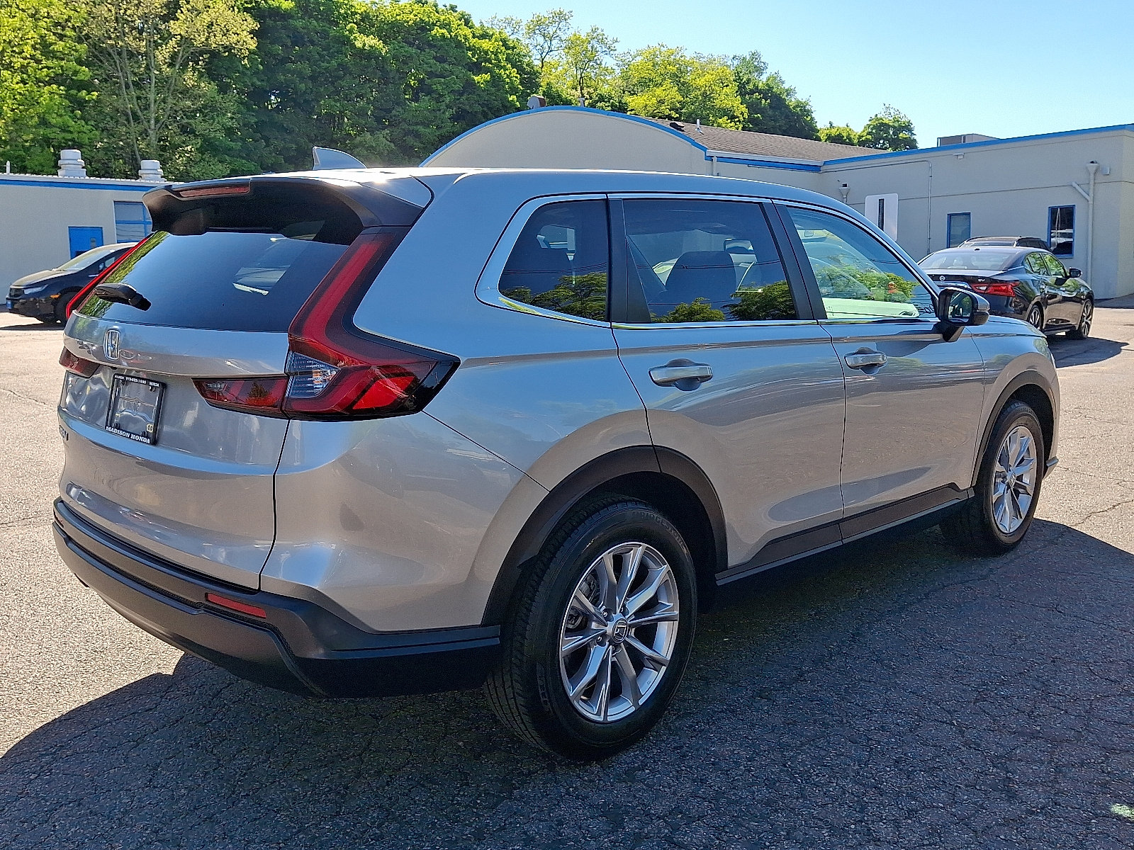 Used 2023 Honda CR-V EX image 7