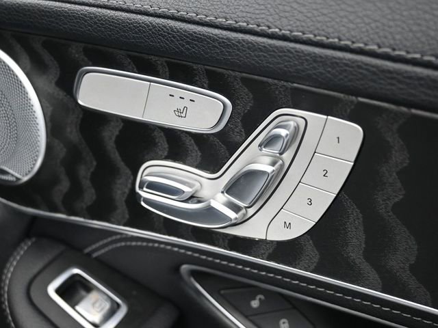 Used 2018 Mercedes-Benz GLC 350e 4MATIC image 12