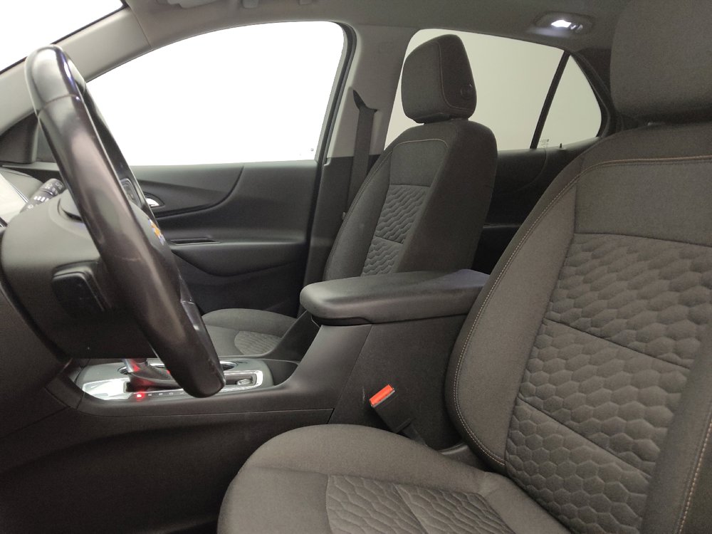 Used 2018 Chevrolet Equinox LT w/ Sun & Infotainment Package FWD image 17