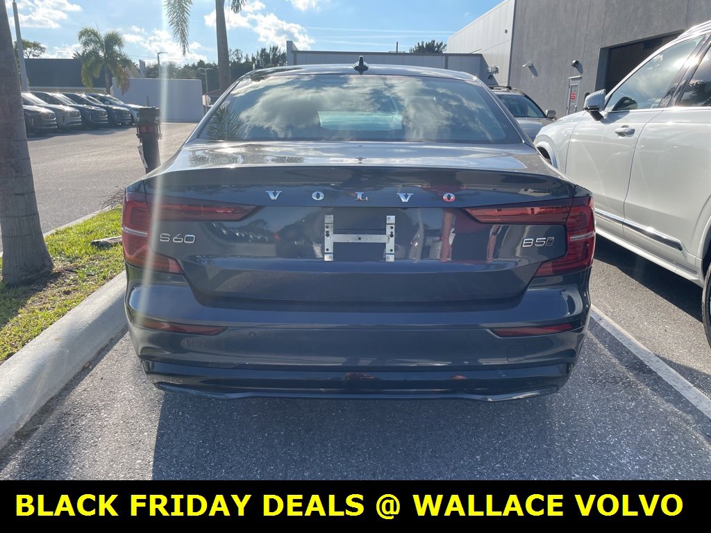 Used 2024 Volvo S60 B5 Core image 3
