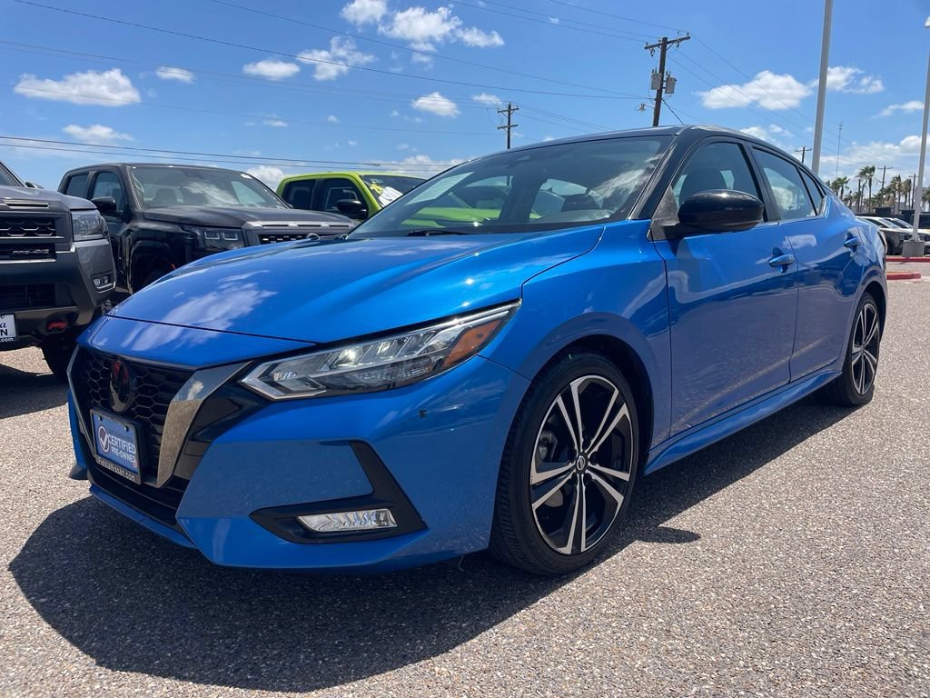 Certified 2022 Nissan Sentra SR FWD image 3