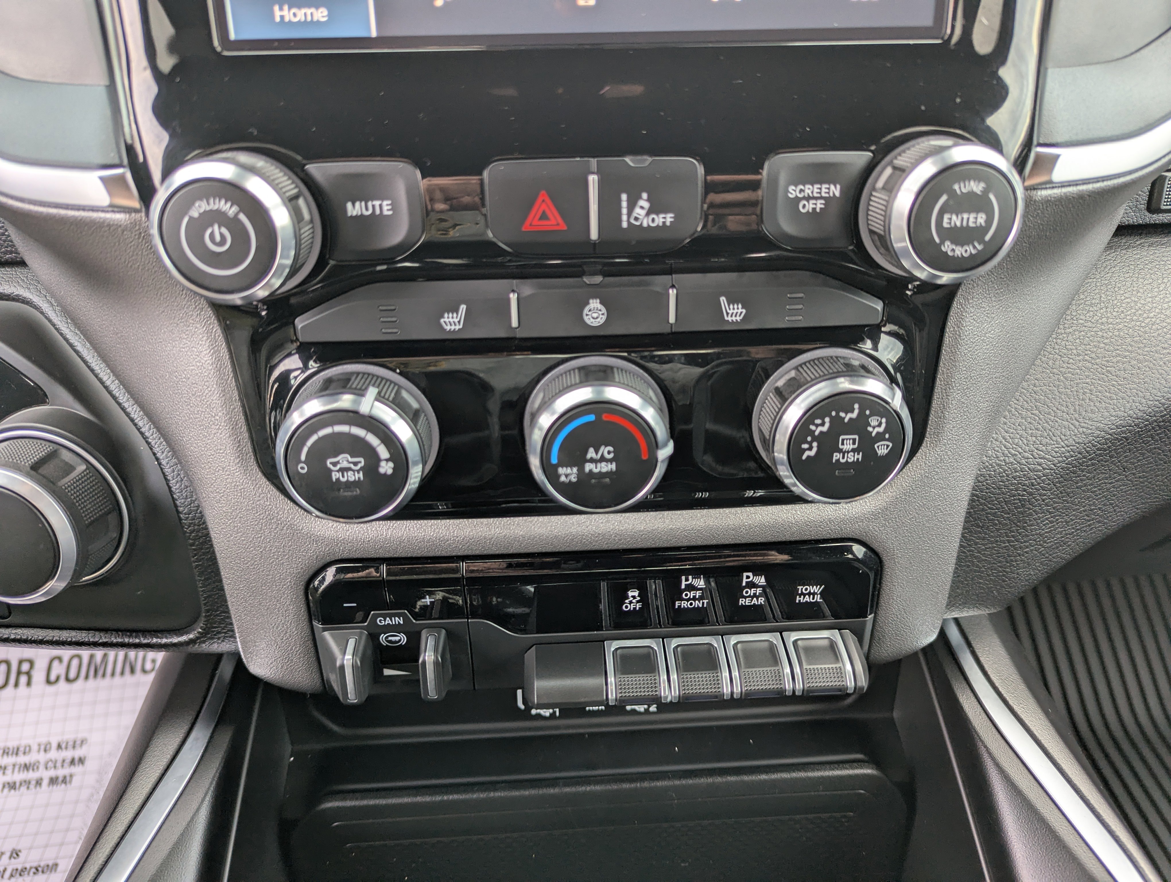 Used 2025 RAM 1500 Big Horn image 25