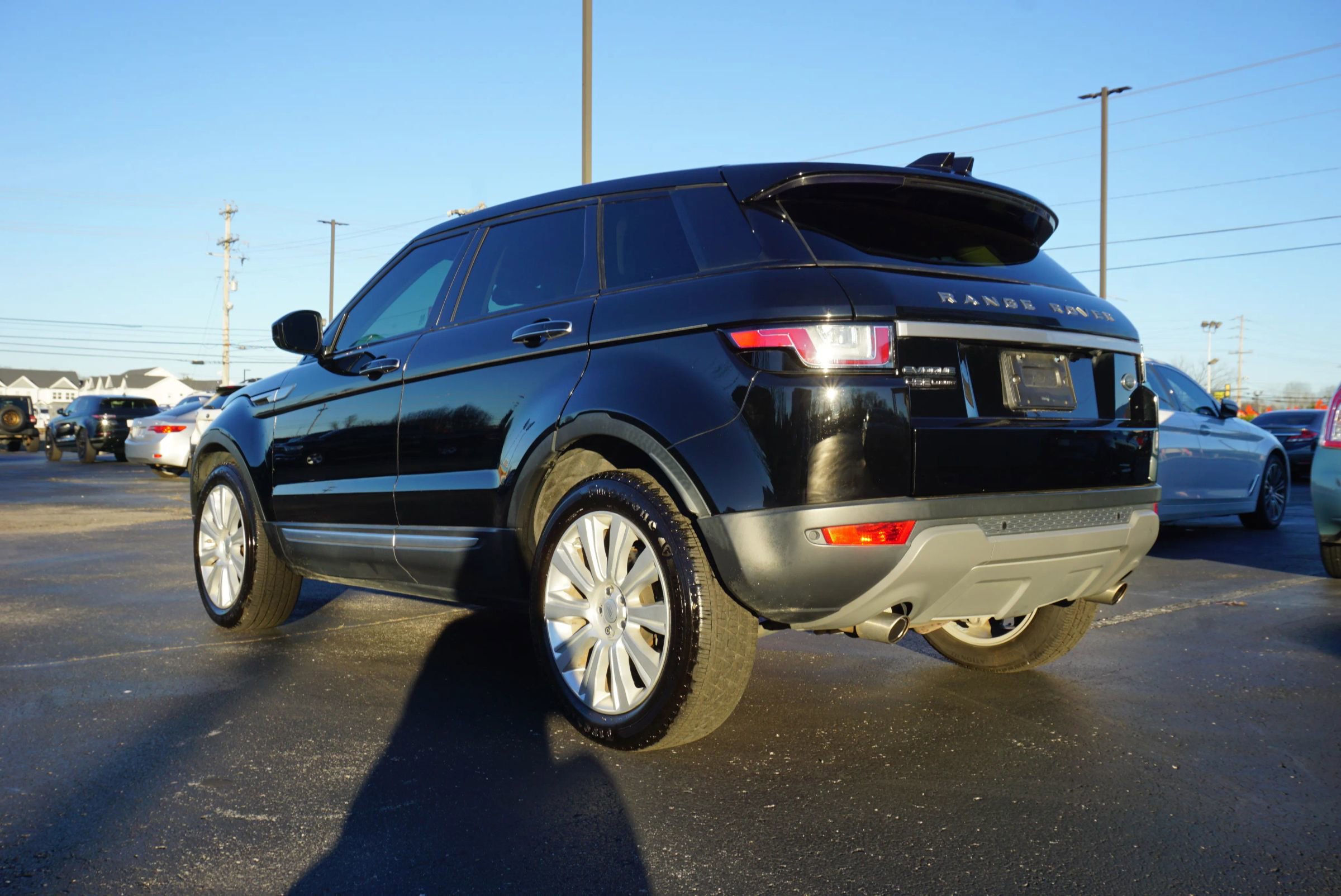 Used 2018 Land Rover Range Rover Evoque HSE AWD/4WD image 7